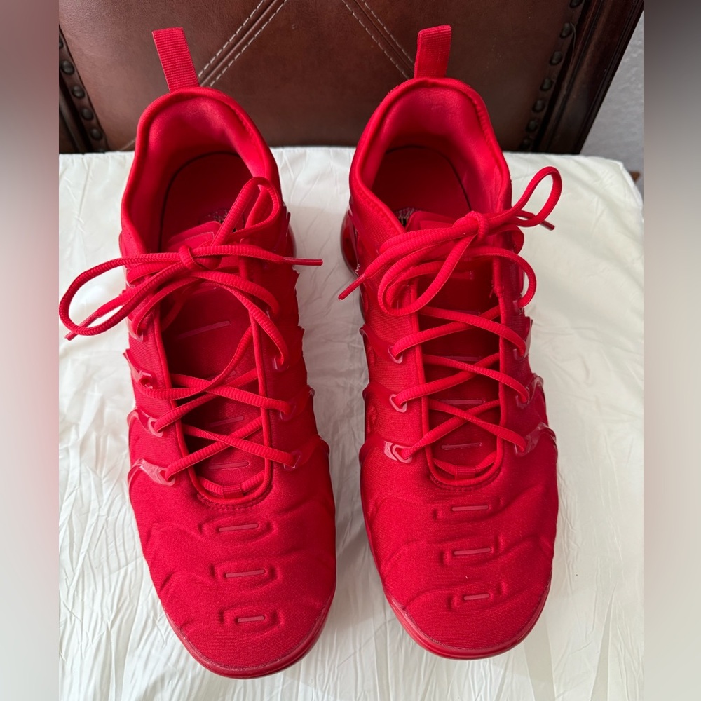 Nike Red vapor Max